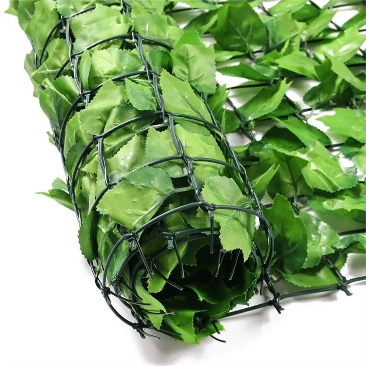 UV Light colored maple leaf fence